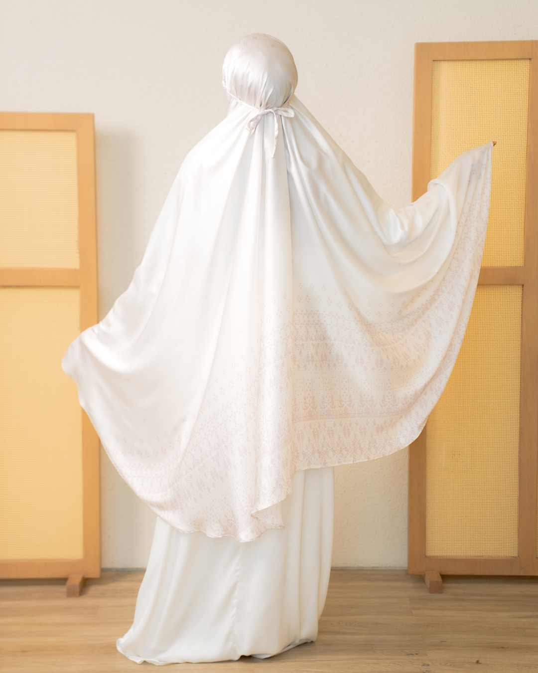 Millie Prayer Set