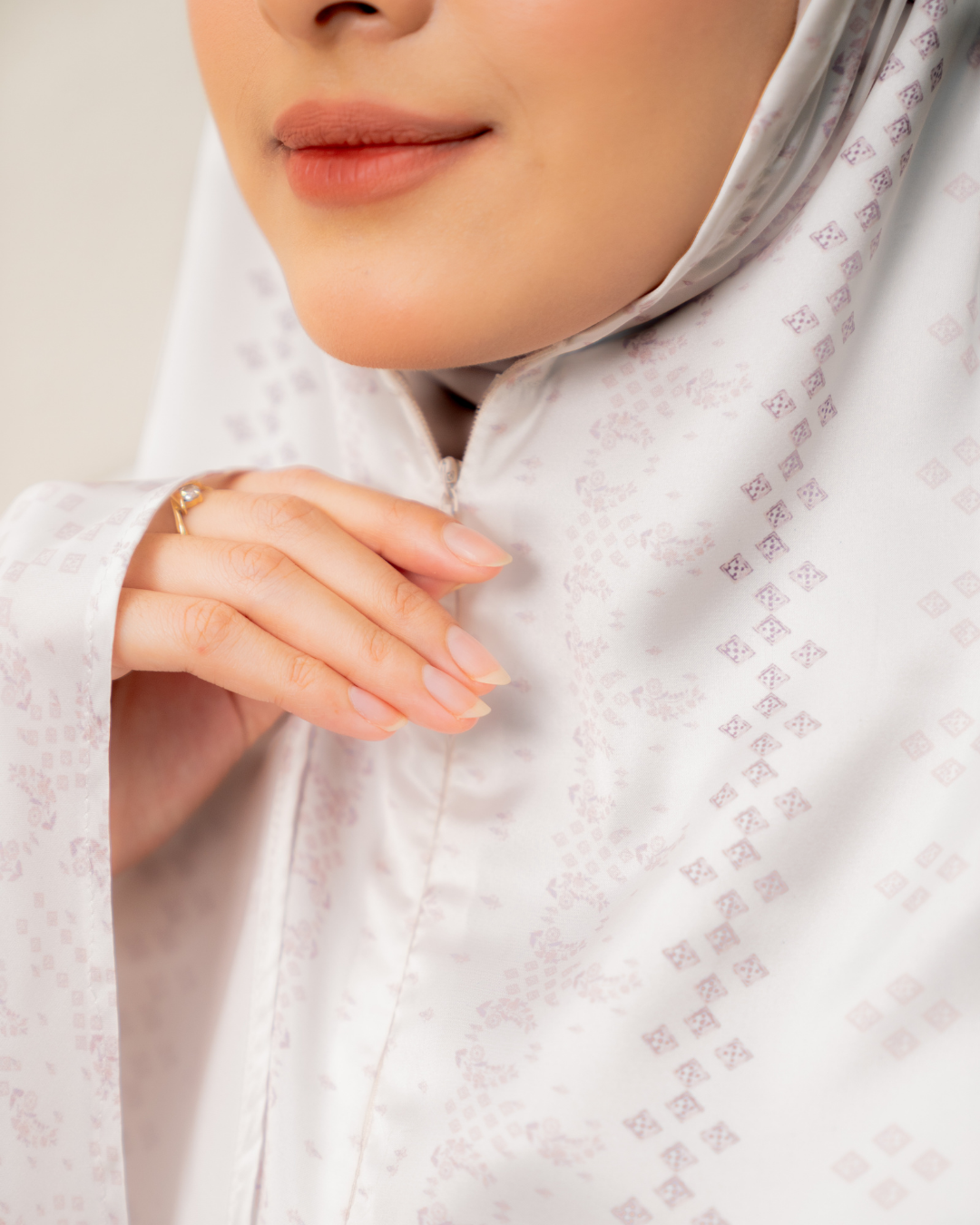 Millie Prayer Set