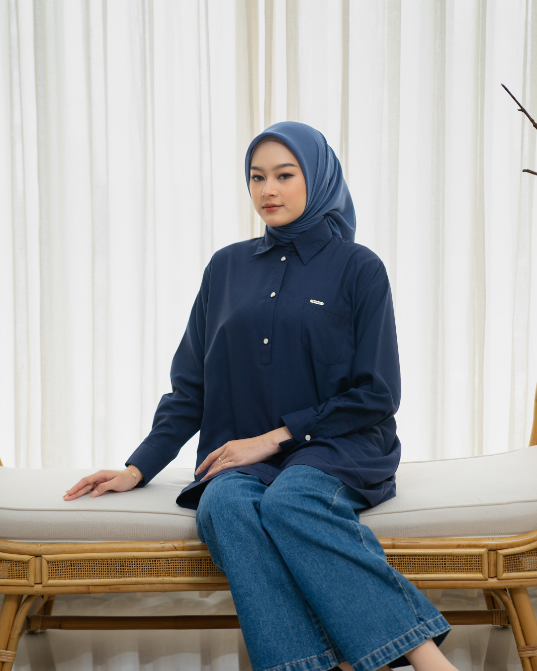 Ruby Shirt - Navy Peony