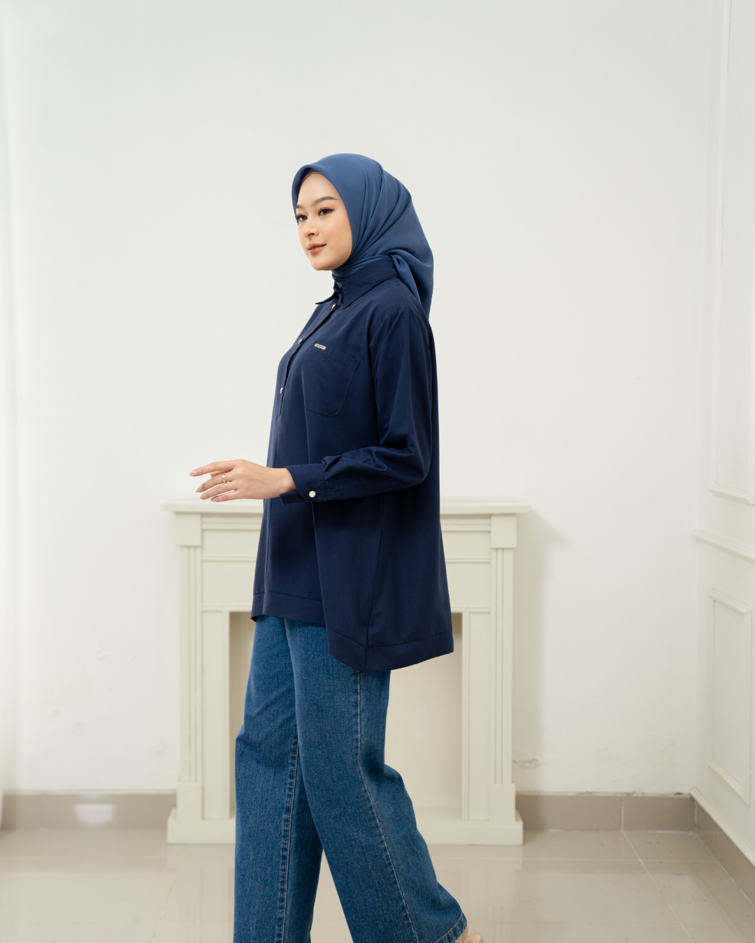 Ruby Shirt - Navy Peony