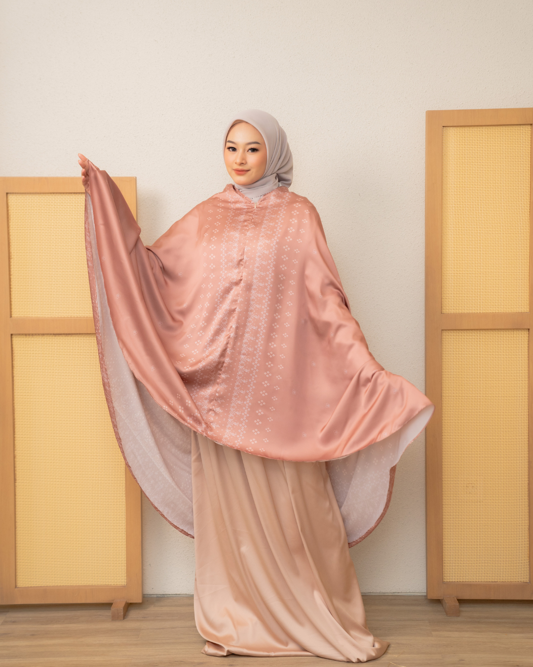 Millie Prayer Set