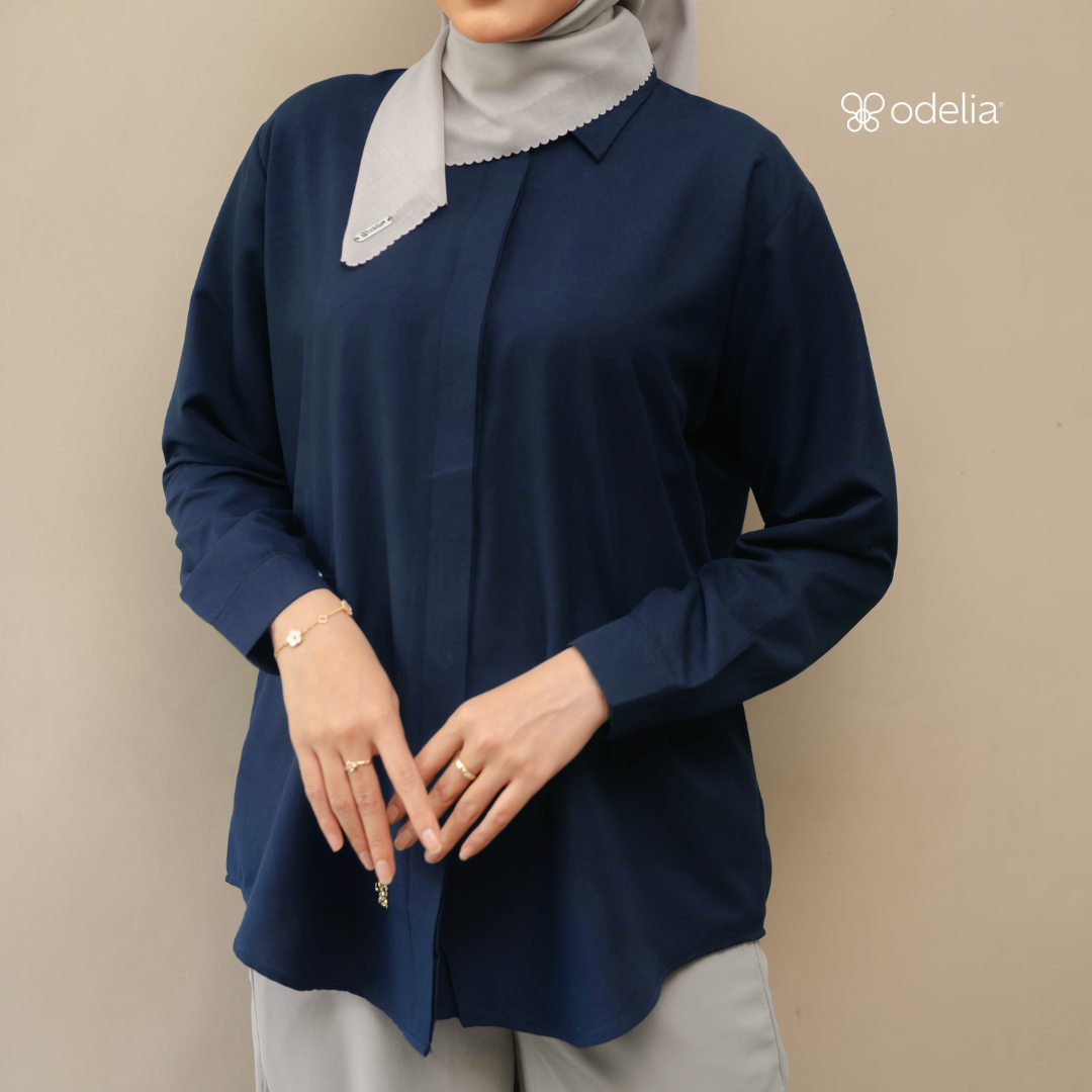 Ardelle Shirt - Navy Peony