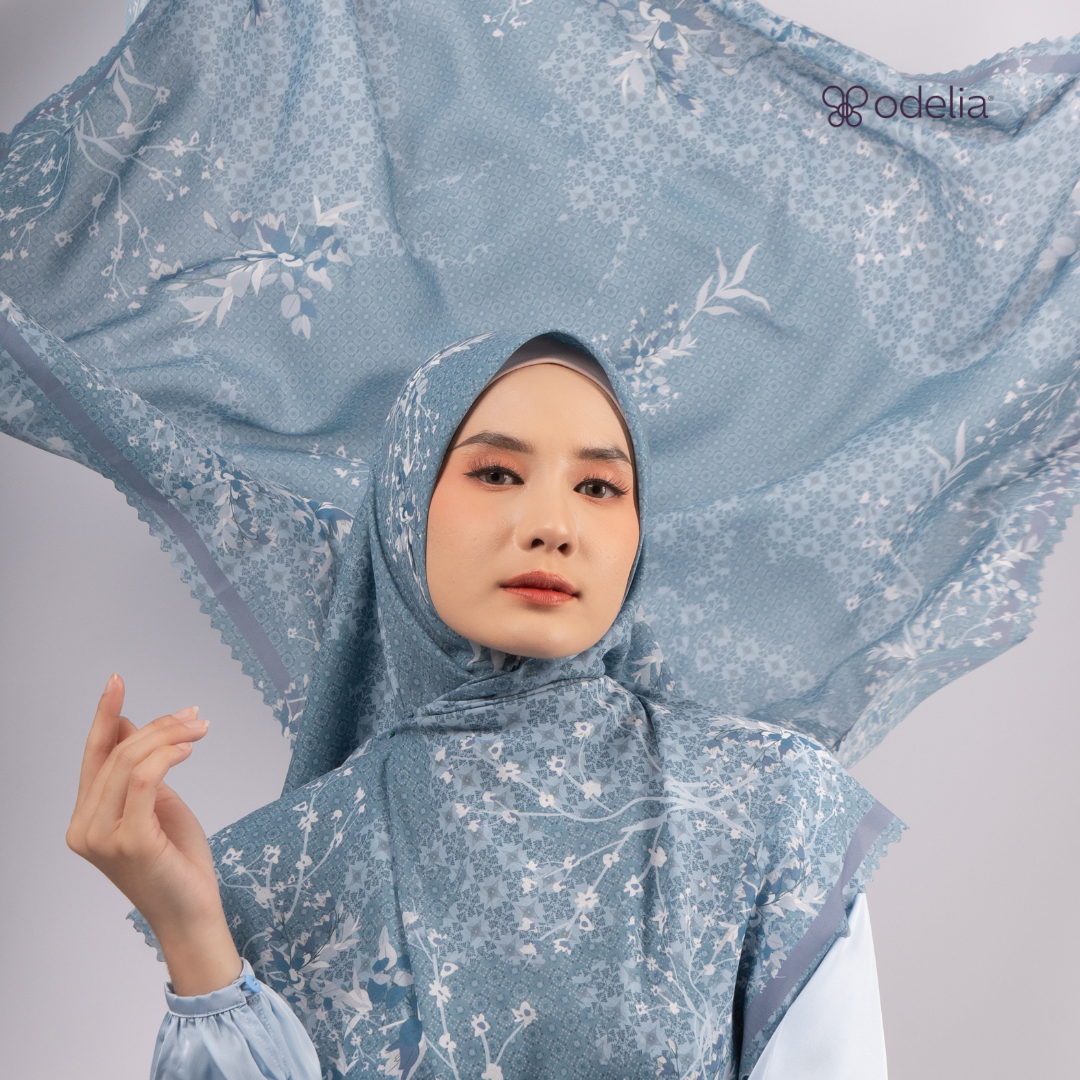 Jardin De Fleur Scarf