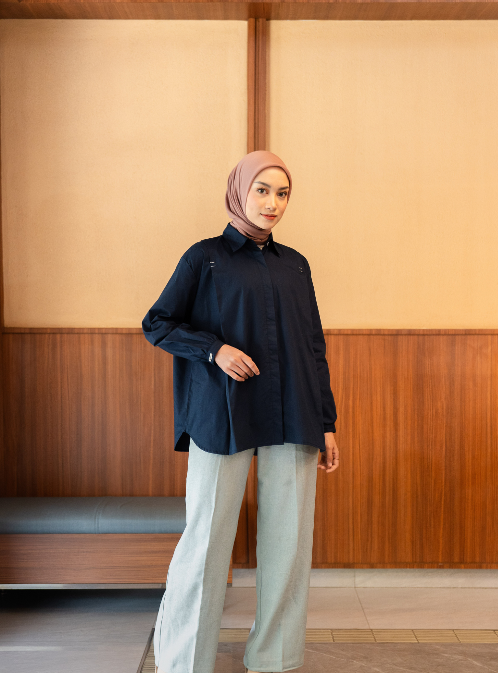 Serene Fold Shirt - Navy