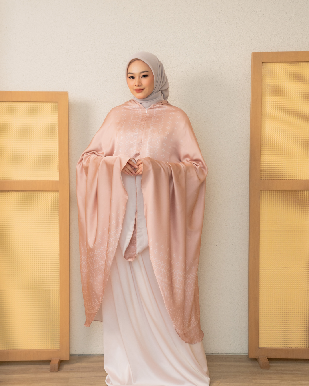 Millie Prayer Set