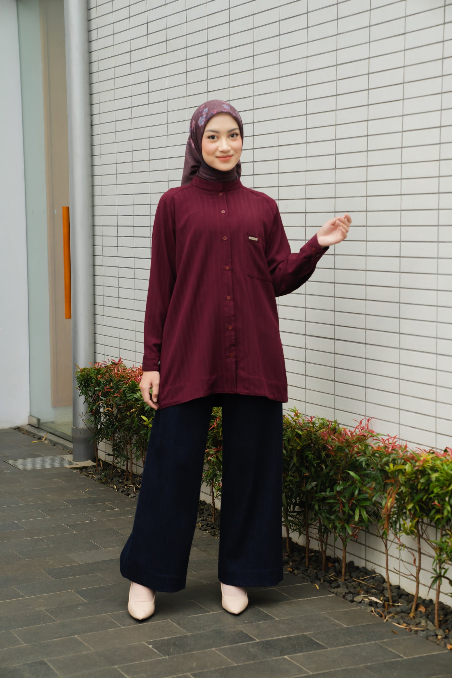 Alinia Shirt - Oxblood