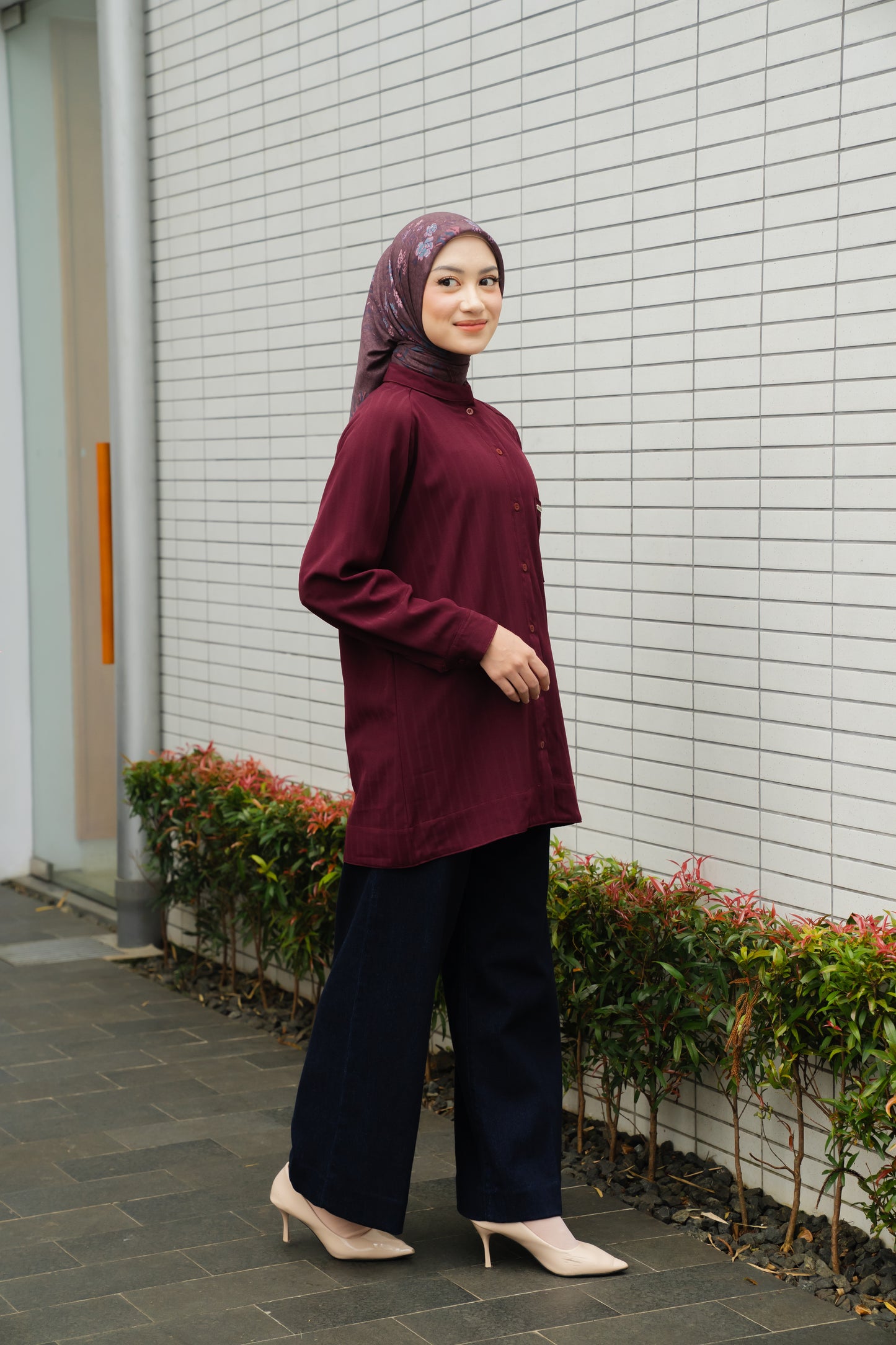 Alinia Shirt - Oxblood