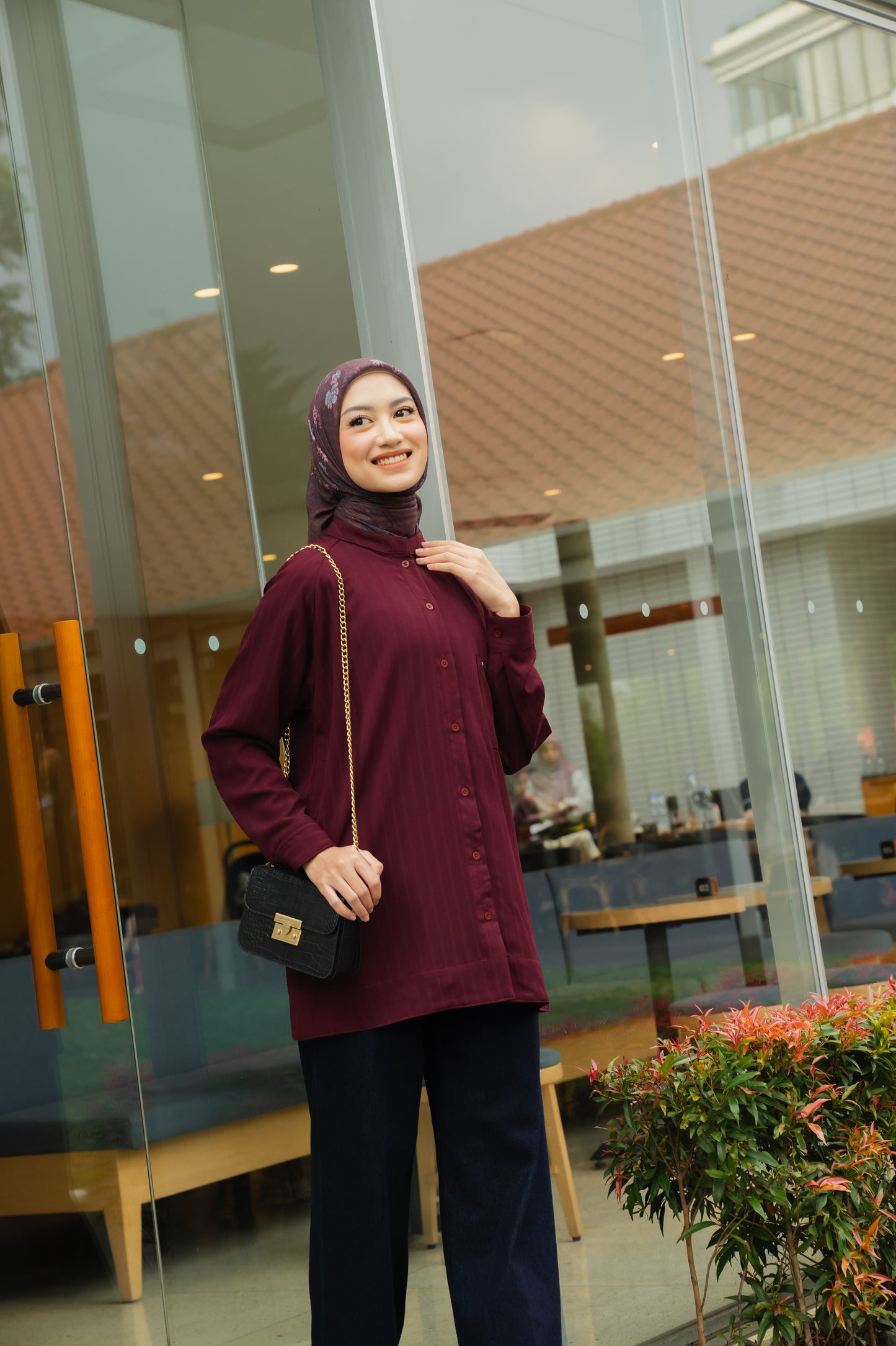 Alinia Shirt - Oxblood