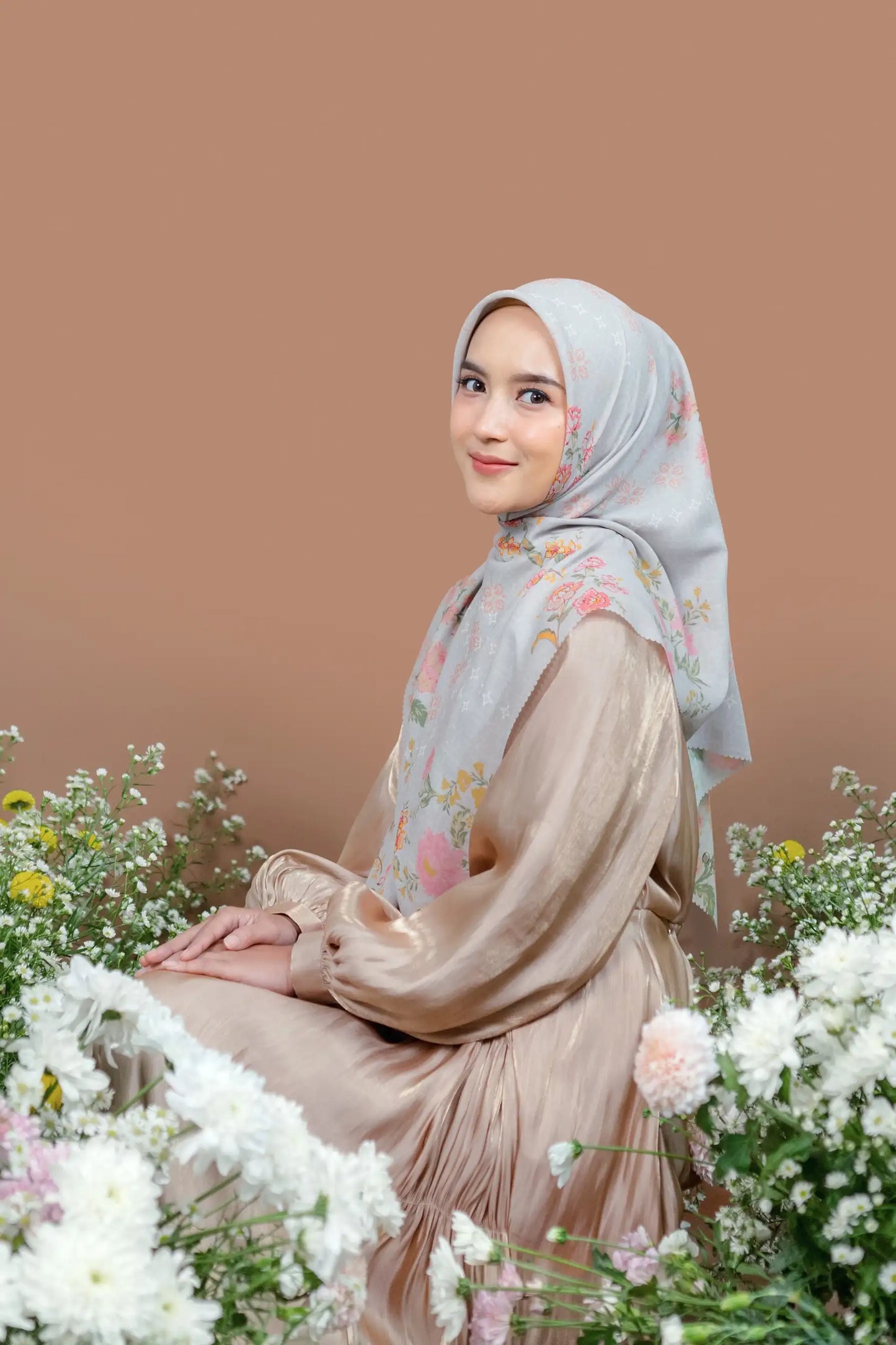 Gardenia Scarf - Fairy Garden