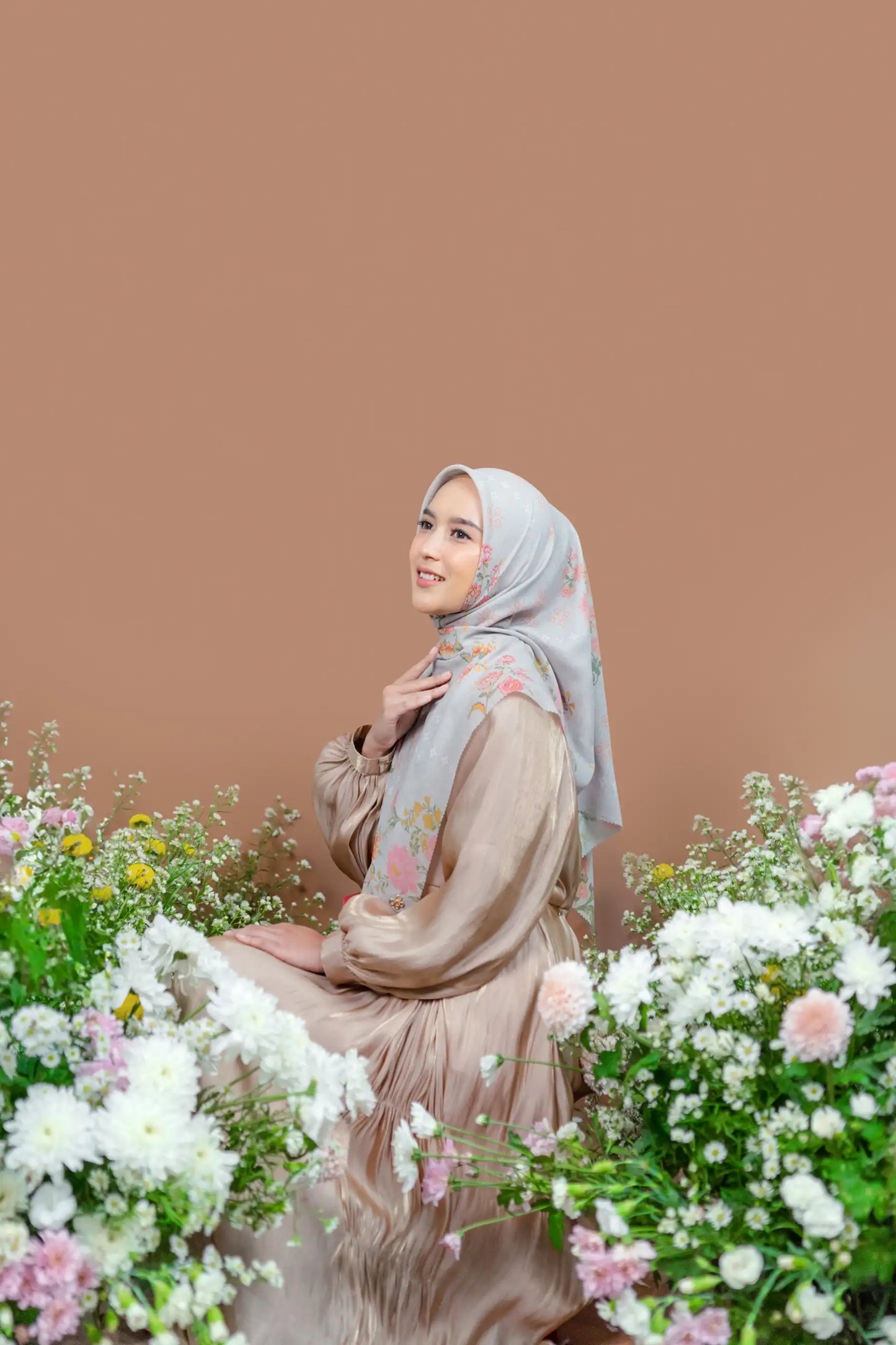 Gardenia Scarf - Fairy Garden