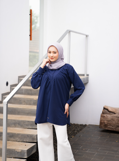 DELLA TOP - Navy Peony