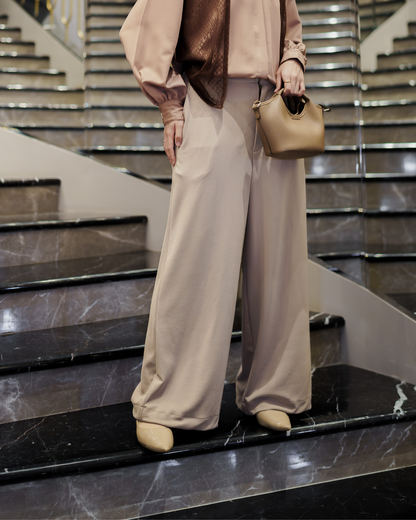 Noor Cullote - Latte