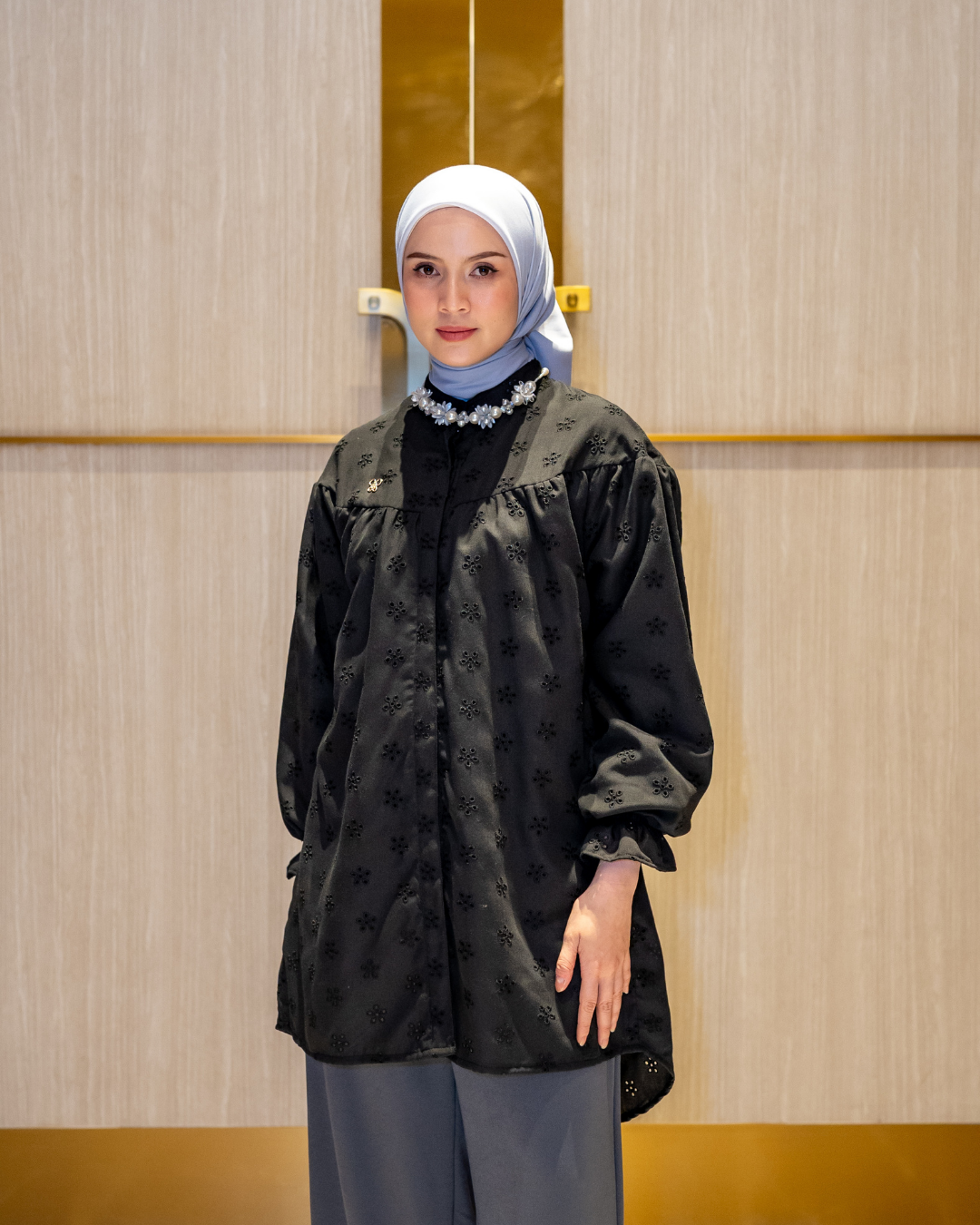 Sera Embroidery Blouse - Classic Black