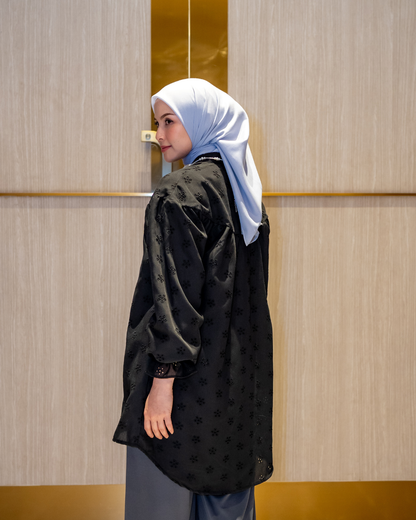 Sera Embroidery Blouse - Classic Black