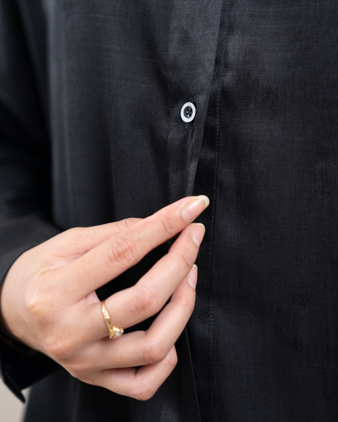 Haala Shirt - Black