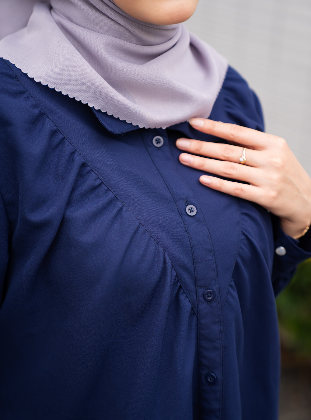 DELLA TOP - Navy Peony