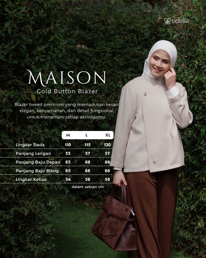 Maison Gold Button Tweed Blazer