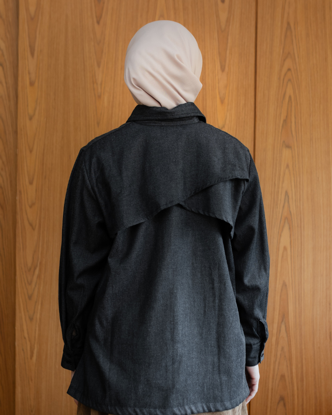 Sorae Button Shirt - Raven Black
