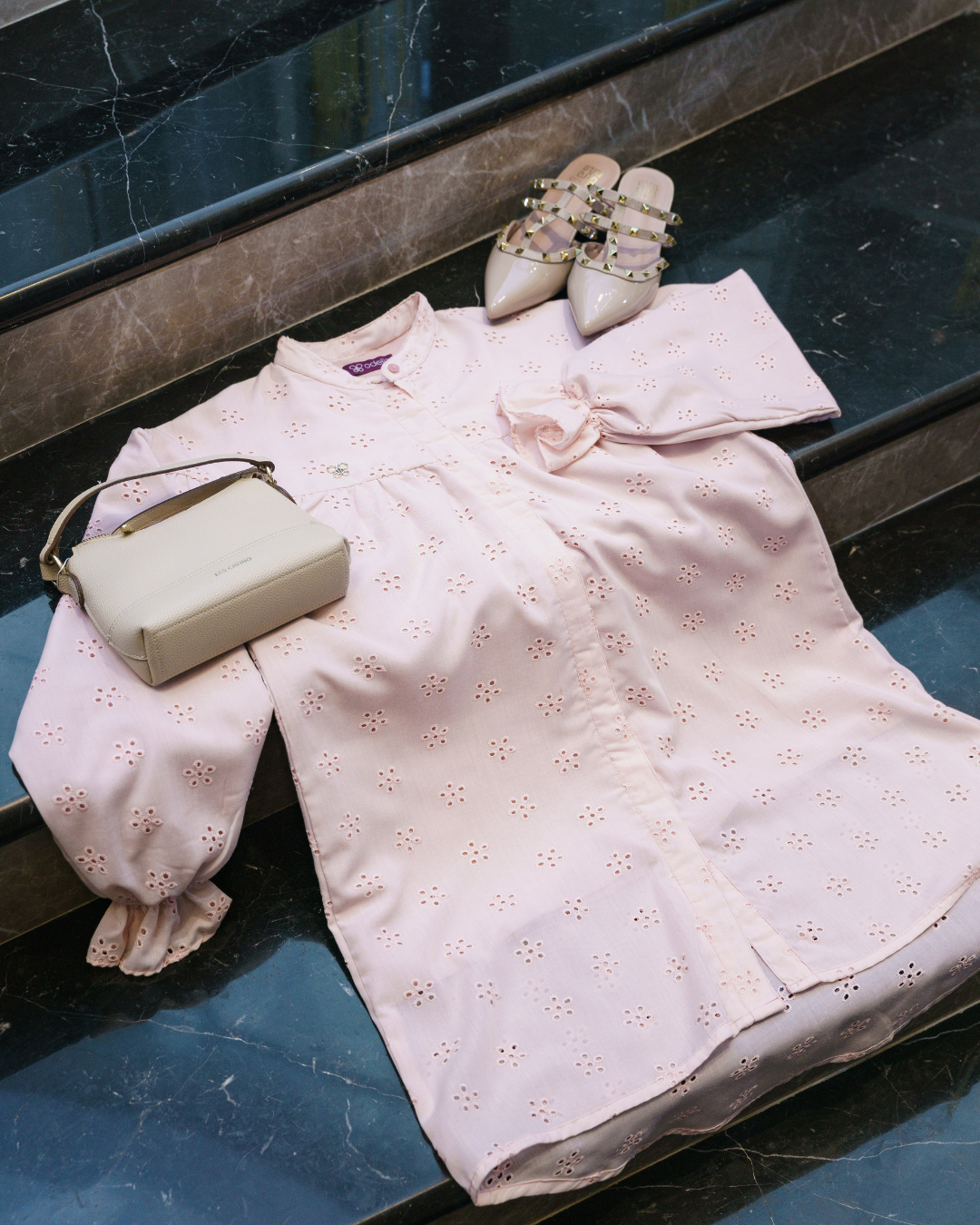 Sera Embroidery Blouse - Pastel Rose