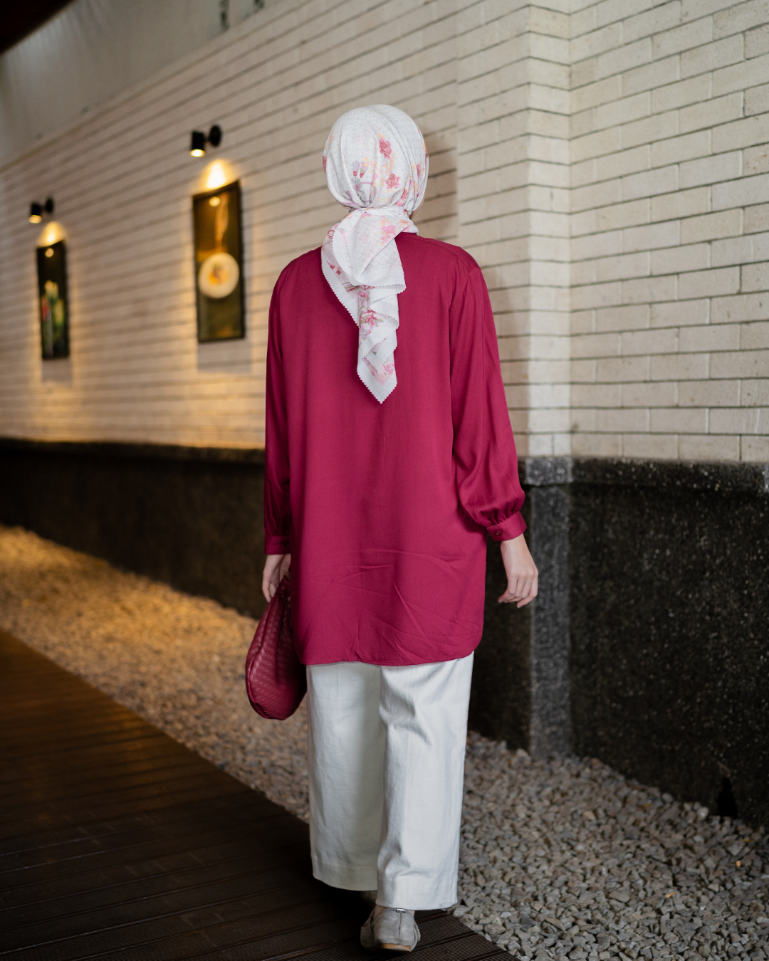 Evania Blouse - Maroon