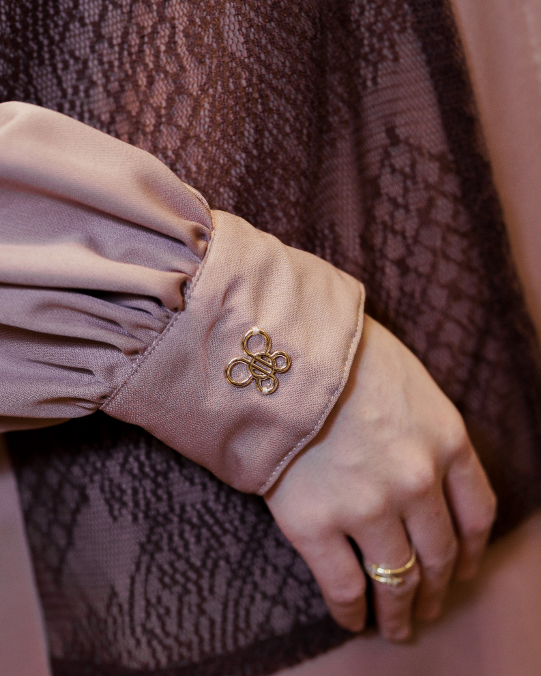 Noor Outer Lace Blouse - Rose Chesnut