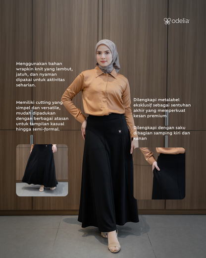 Ease Skirt - Black
