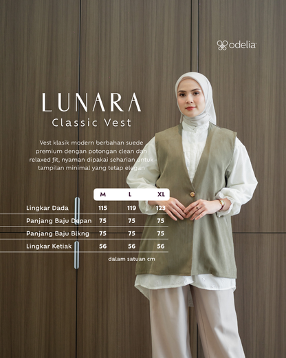 Classic Vest - Latte
