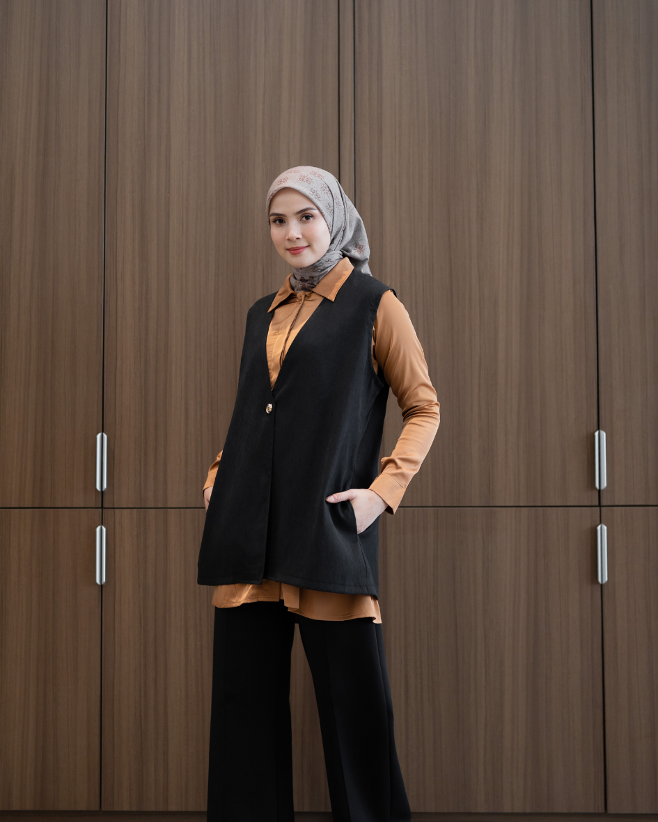 Classic Vest - Luxe Black