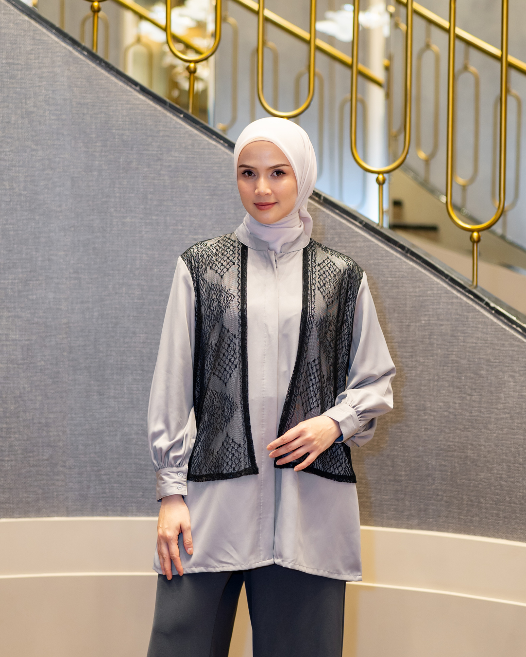 Noor Outer Lace Blouse - Stone Black