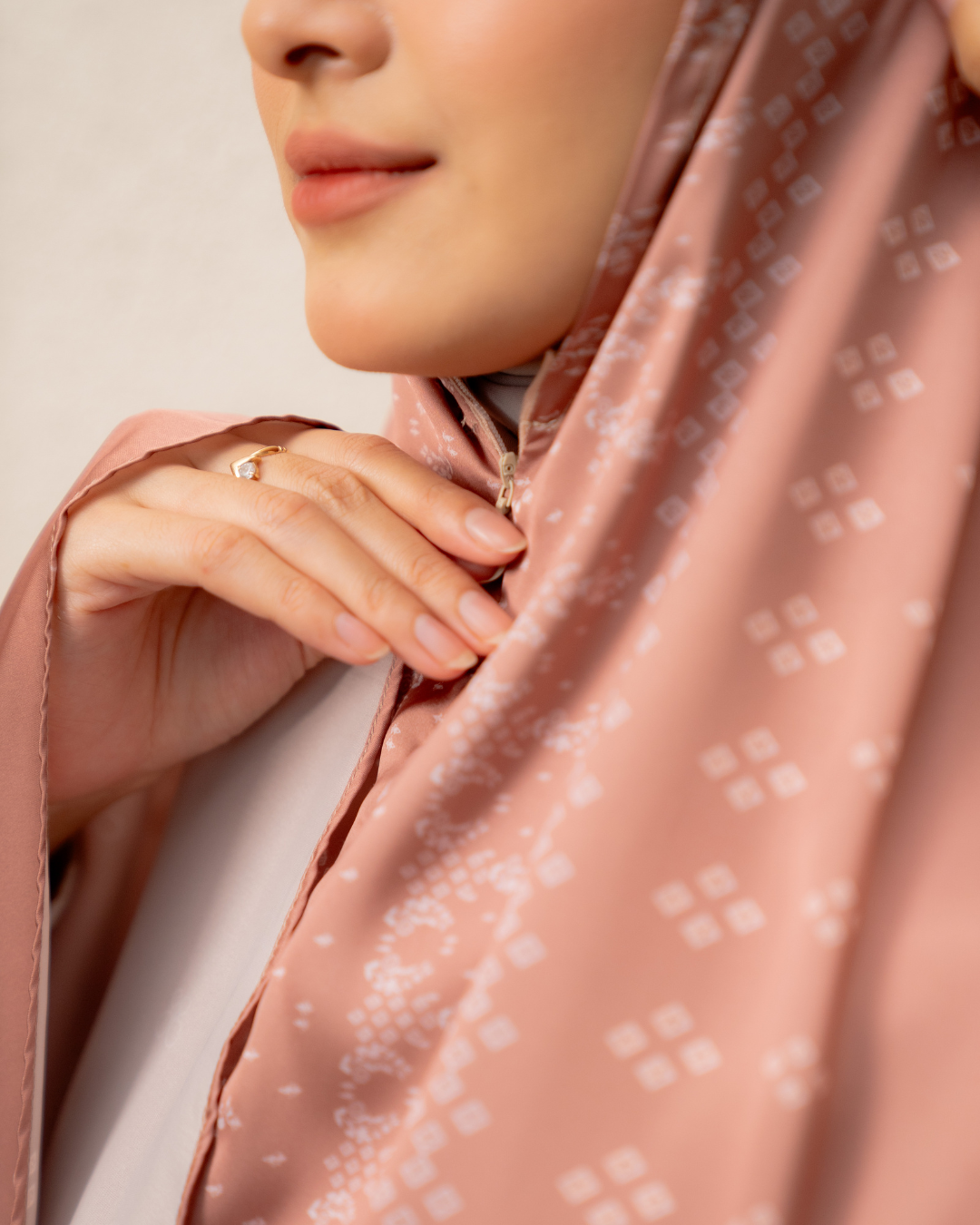 Millie Prayer Set