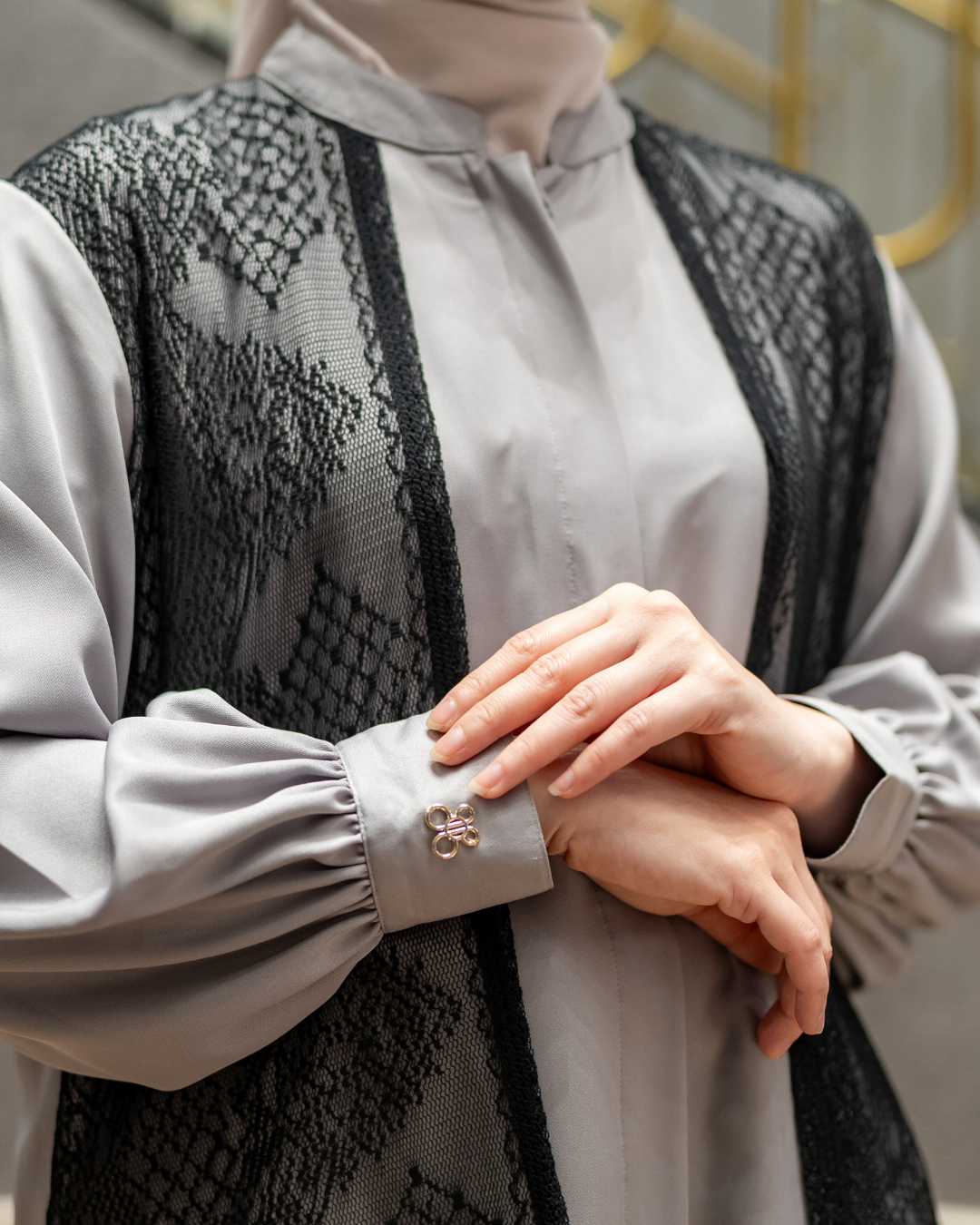 Noor Outer Lace Blouse - Stone Black