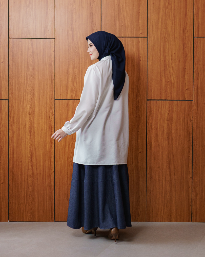 Sorelle Button Blouse