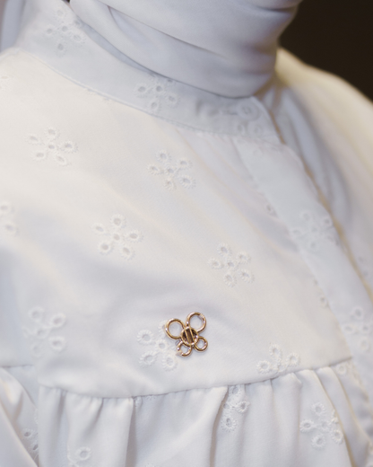 Sera Embroidery Blouse