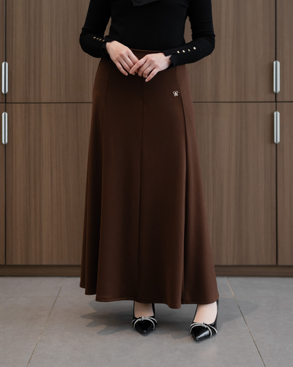 Lunara Ease Skirt