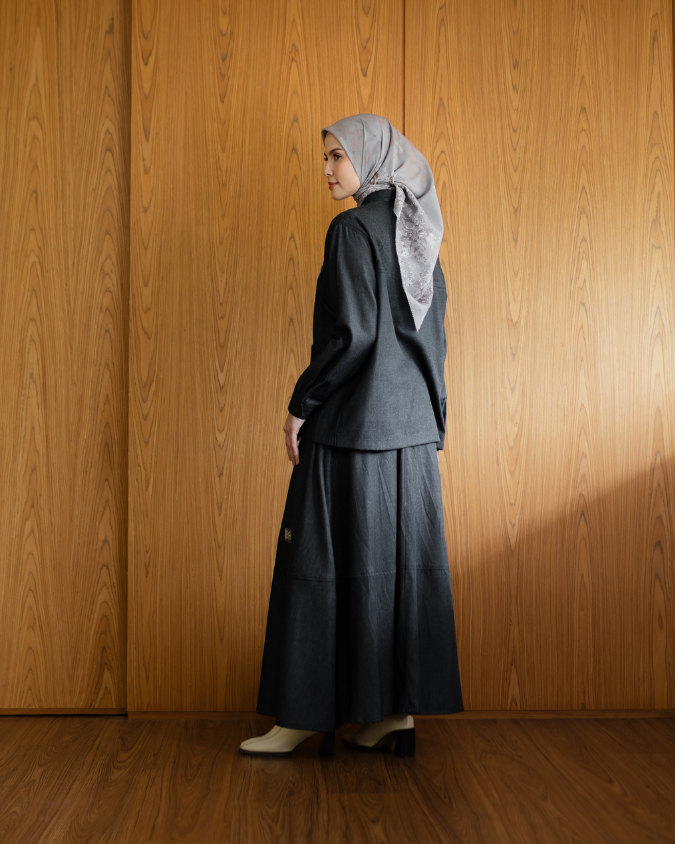 Sorae Shirt - Raven Black