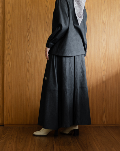 Sorae Skirt - Raven Black