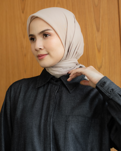 Sorae Shirt - Raven Black
