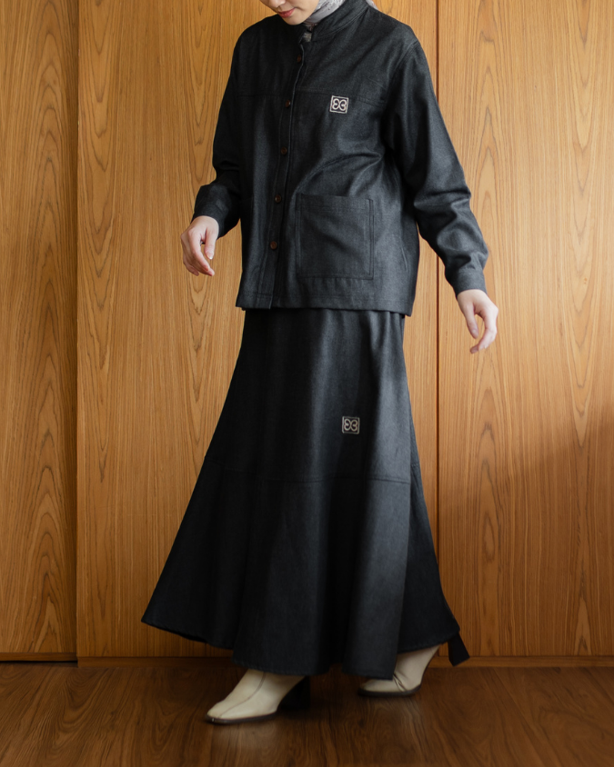 Sorae Skirt - Raven Black