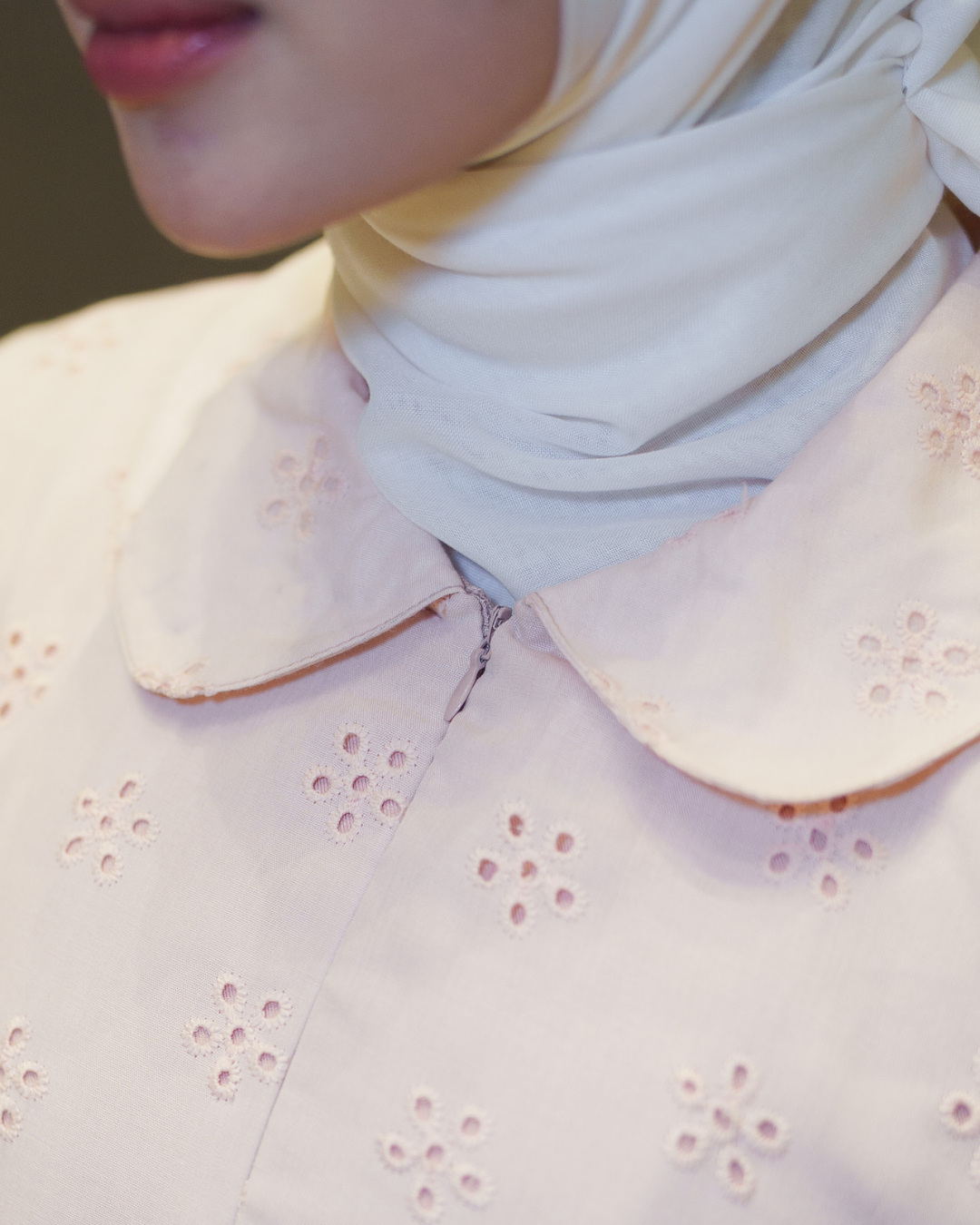 Sera Embroidery Dress - Pastel Rose